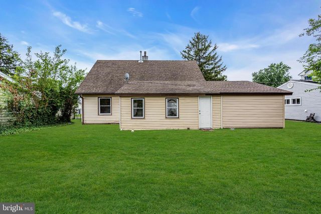 24 SPINDLETOP, Willingboro, NJ 08046