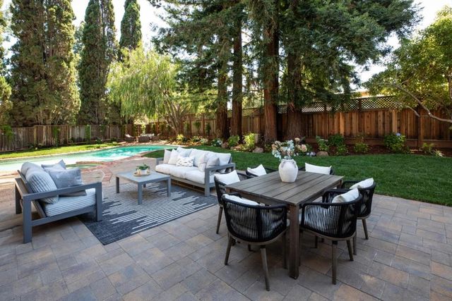 540 Shelby Lane, Los Altos, CA 94024