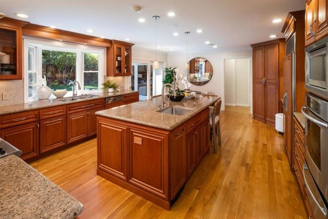 540 Shelby Lane, Los Altos, CA 94024