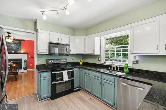 1014 POTOMAC DR, Stafford, VA 22554