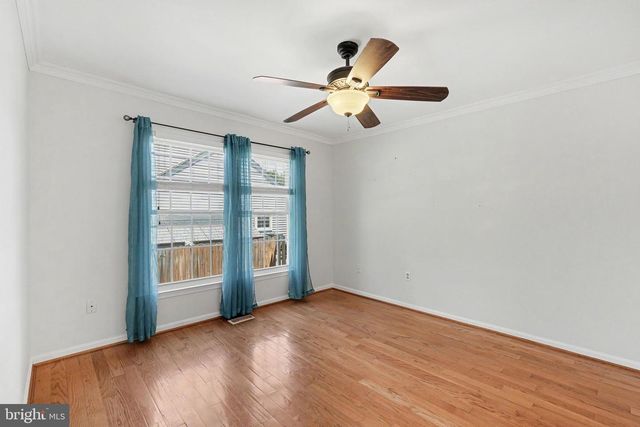 1014 POTOMAC DR, Stafford, VA 22554