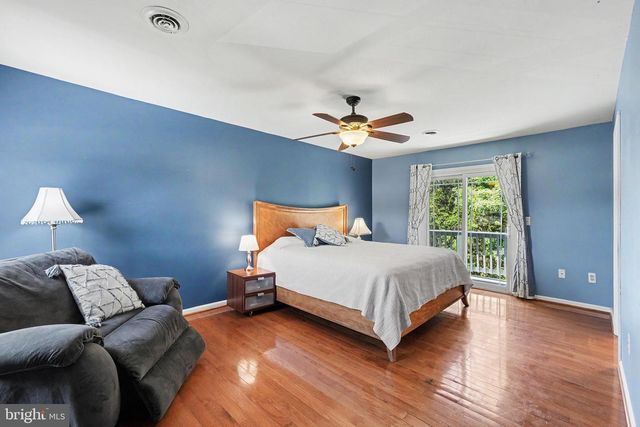 1014 POTOMAC DR, Stafford, VA 22554