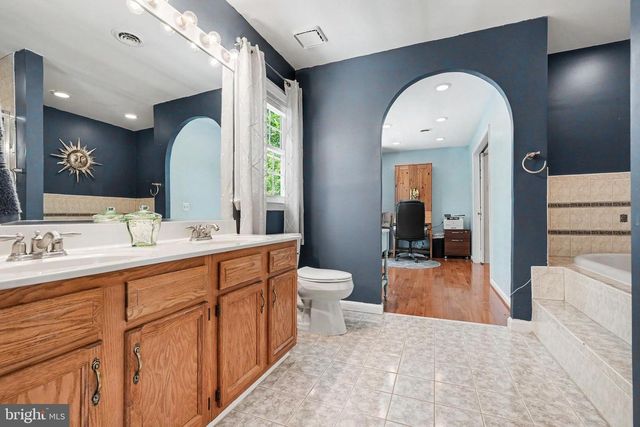 1014 POTOMAC DR, Stafford, VA 22554