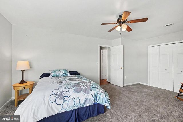 1014 POTOMAC DR, Stafford, VA 22554