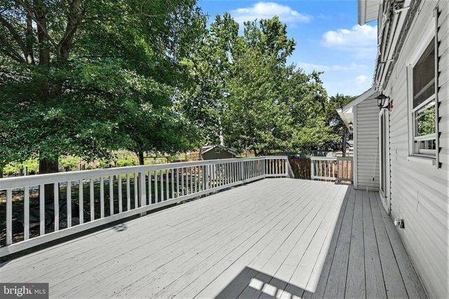 1014 POTOMAC DR, Stafford, VA 22554