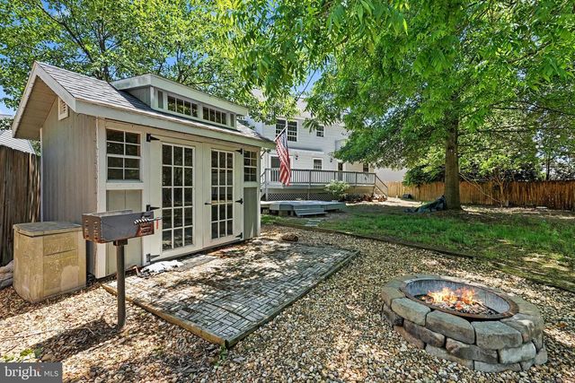 1014 POTOMAC DR, Stafford, VA 22554