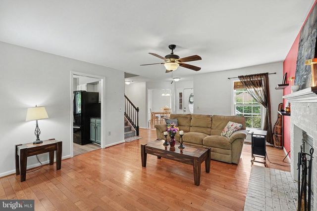 1014 POTOMAC DR, Stafford, VA 22554
