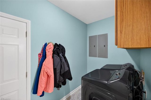 2973 Bridge Point Drive, Sophia, NC 27350