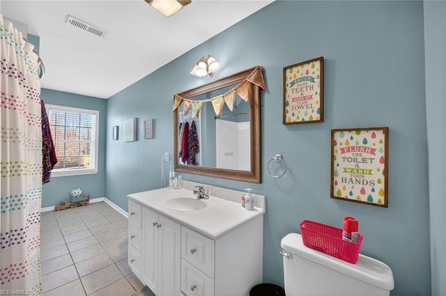 2973 Bridge Point Drive, Sophia, NC 27350