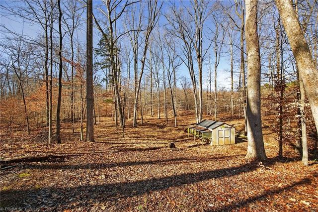 2973 Bridge Point Drive, Sophia, NC 27350