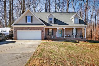 2973 Bridge Point Drive, Sophia, NC 27350