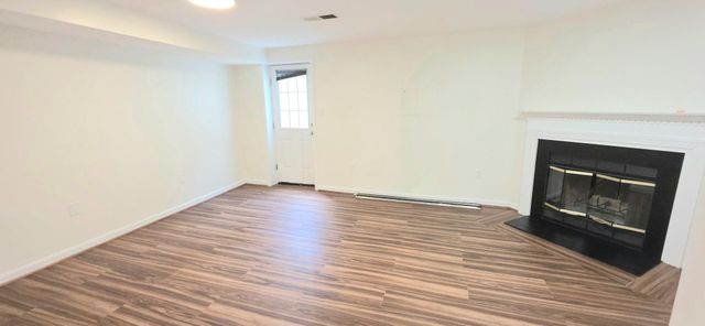 6008 RAINA DR, Centreville, VA 20120