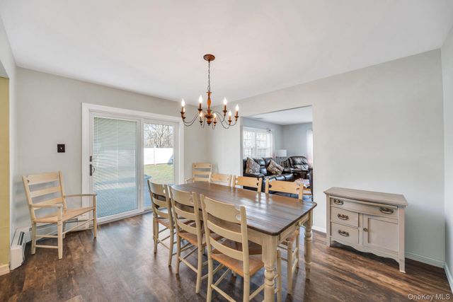 27 Westbrook Road, Coram, NY 11727