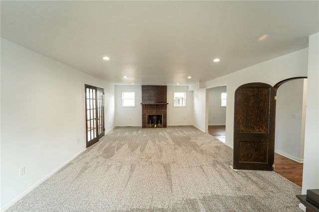 115 LAUGHLIN ST, Dawson, PA 15428