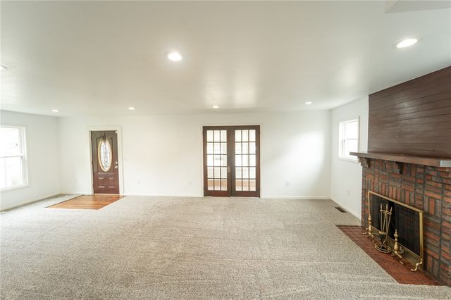 115 LAUGHLIN ST, Dawson, PA 15428