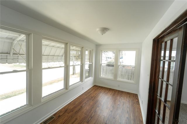 115 LAUGHLIN ST, Dawson, PA 15428