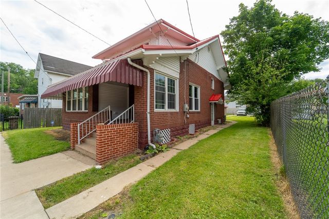 115 LAUGHLIN ST, Dawson, PA 15428