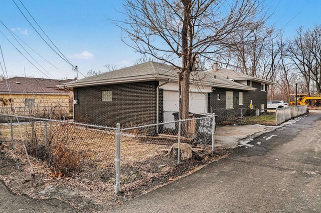 4219 Walsh Avenue, East Chicago, IN 46312