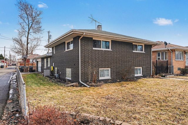 4219 Walsh Avenue, East Chicago, IN 46312