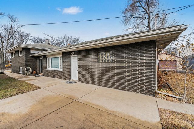 4219 Walsh Avenue, East Chicago, IN 46312
