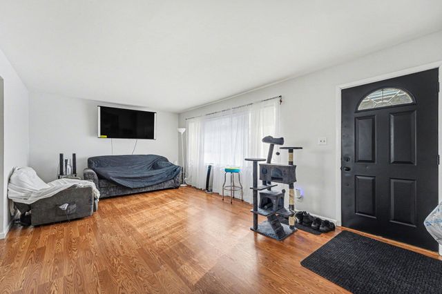 4219 Walsh Avenue, East Chicago, IN 46312