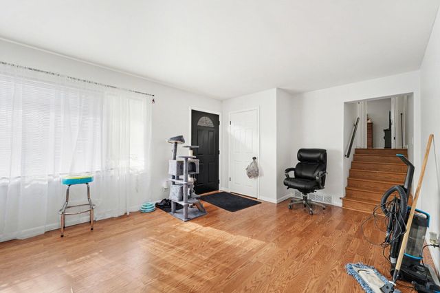 4219 Walsh Avenue, East Chicago, IN 46312