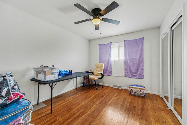 4219 Walsh Avenue, East Chicago, IN 46312