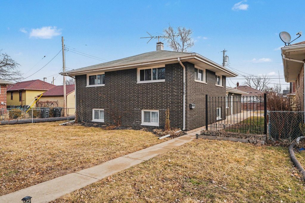 4219 Walsh Avenue, East Chicago, IN 46312