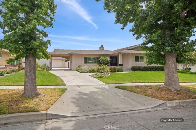 1382 N Ukiah, Upland, CA 91786