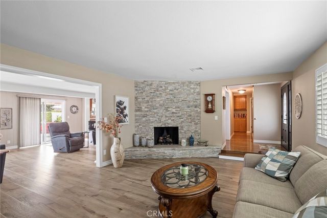 1382 N Ukiah, Upland, CA 91786