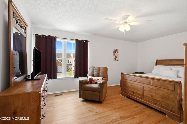 1304 Iris Way 1304, Brick, NJ 08724