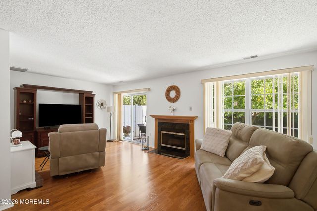 1304 Iris Way 1304, Brick, NJ 08724
