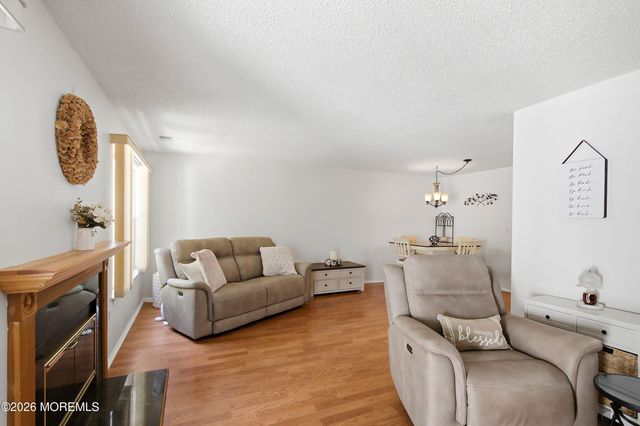 1304 Iris Way 1304, Brick, NJ 08724