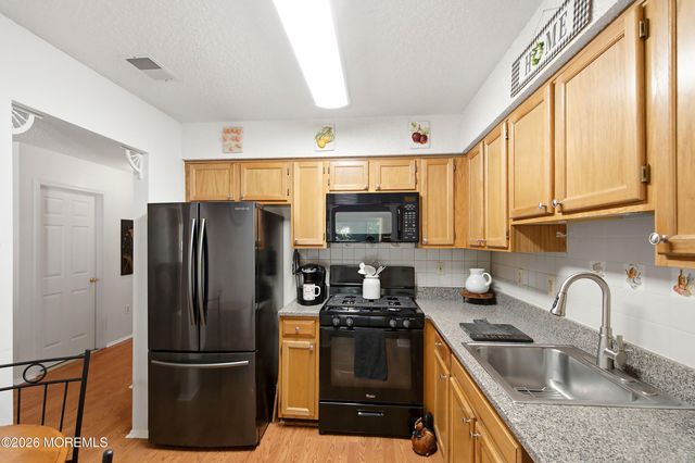 1304 Iris Way 1304, Brick, NJ 08724