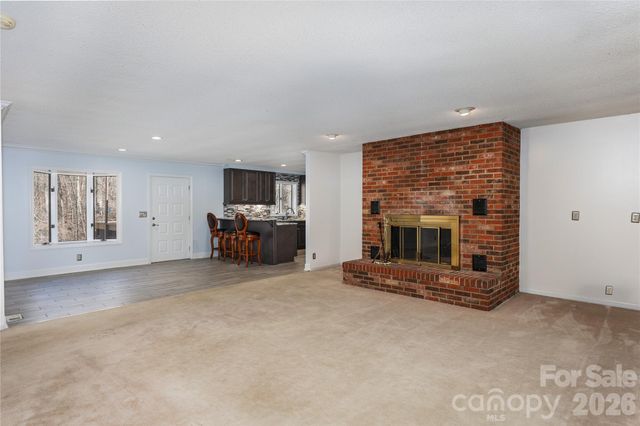 682 Cecil Street, Thomasville, NC 27360