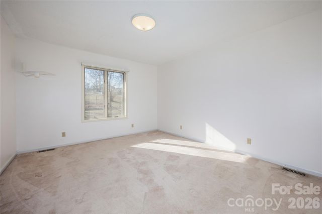 682 Cecil Street, Thomasville, NC 27360