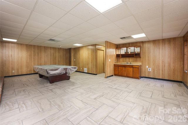 682 Cecil Street, Thomasville, NC 27360