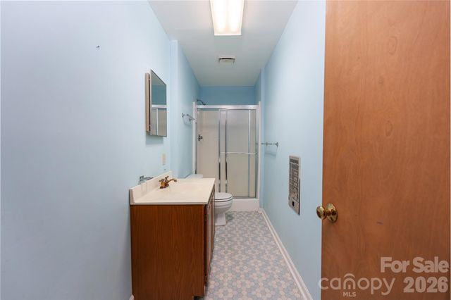 682 Cecil Street, Thomasville, NC 27360