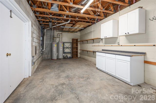 682 Cecil Street, Thomasville, NC 27360