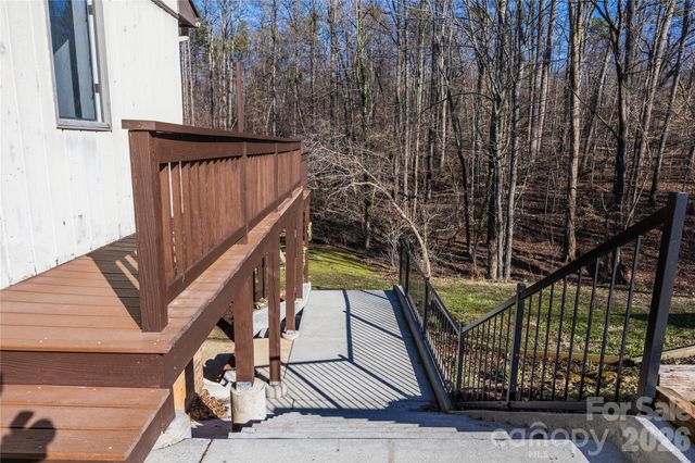 682 Cecil Street, Thomasville, NC 27360