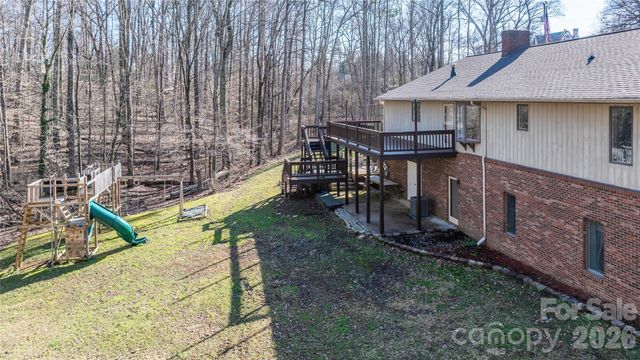 682 Cecil Street, Thomasville, NC 27360