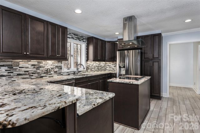 682 Cecil Street, Thomasville, NC 27360