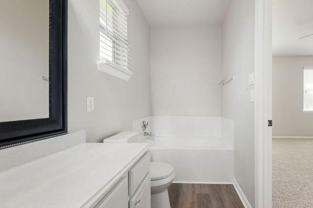 4835 Montclair Hill Lane, Fresno, TX 77545