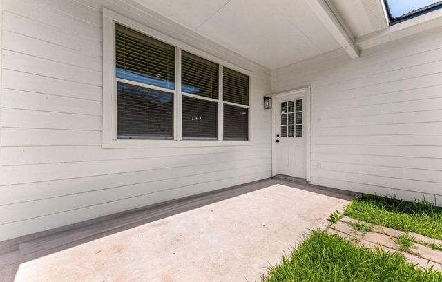 4835 Montclair Hill Lane, Fresno, TX 77545