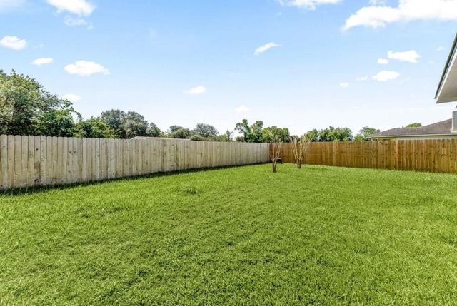 4835 Montclair Hill Lane, Fresno, TX 77545