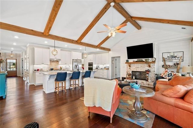 517 Amber Stone, Waleska, GA 30183