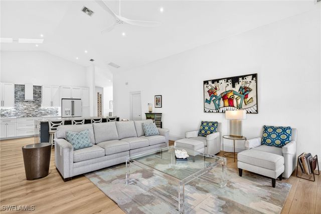 5825 Cloudstone CT, Naples, FL 34119