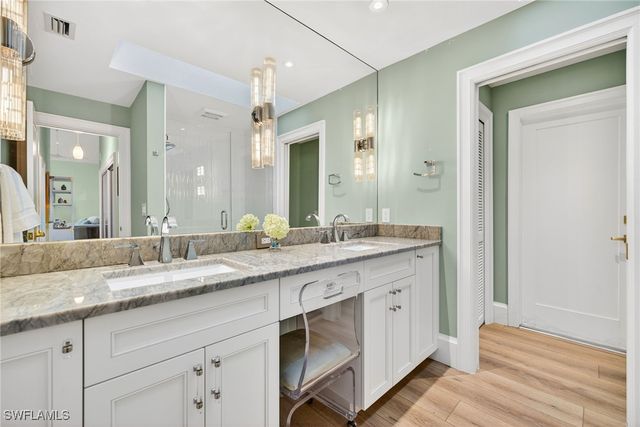 5825 Cloudstone CT, Naples, FL 34119