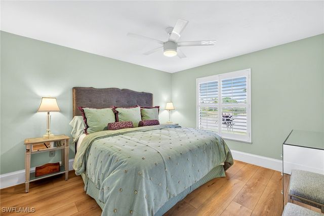 5825 Cloudstone CT, Naples, FL 34119