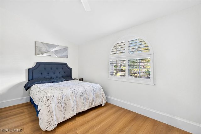 5825 Cloudstone CT, Naples, FL 34119